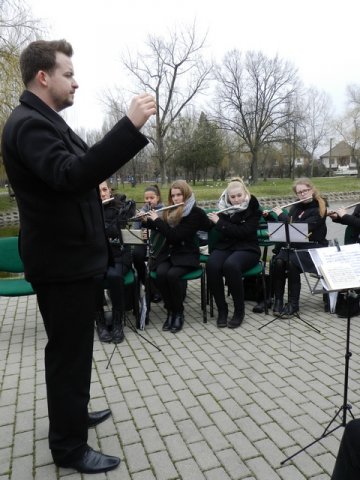 A haza minden előtt 50